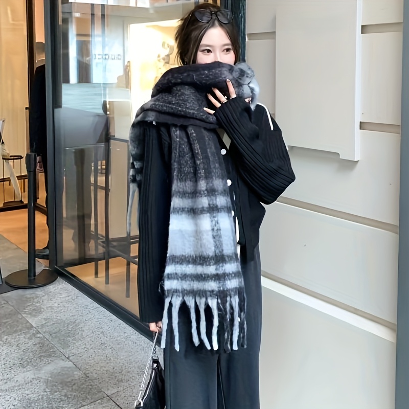 Classic Plaid Scarf for Women  - огляд і ціна Travel Accessories Unisex