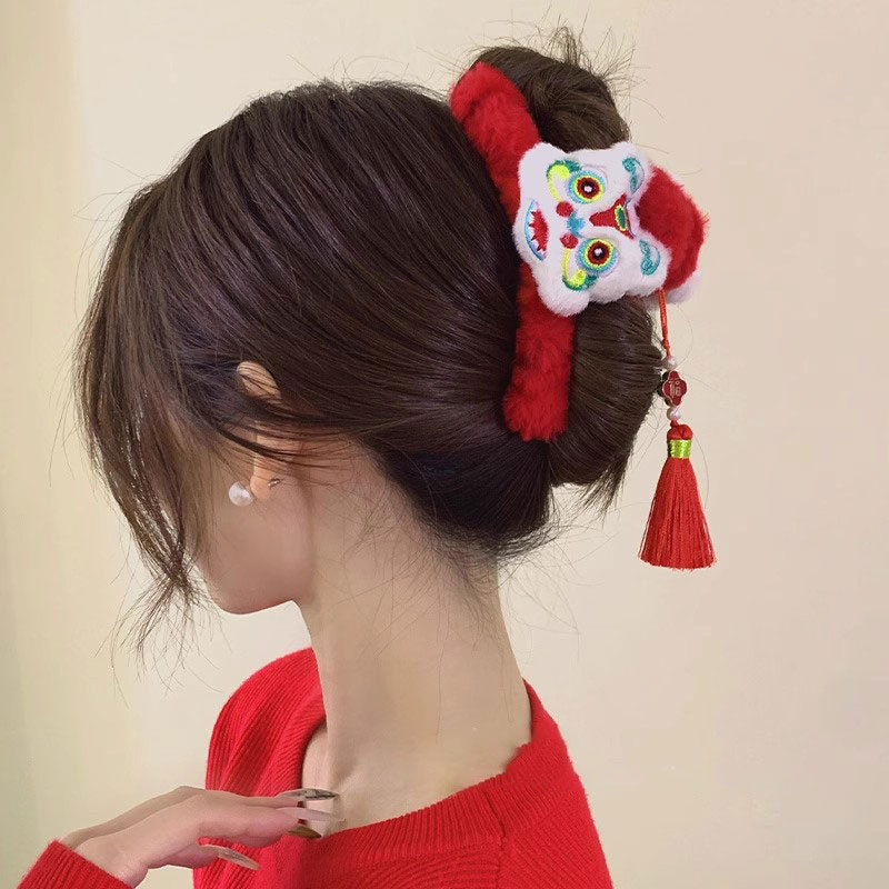 1pc Lion Dance Tassel New Year - огляд і ціна Travel Accessories For Elderly
