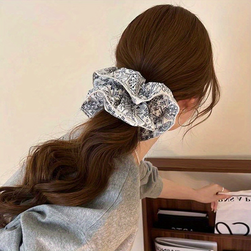Elegant Black and White Fabric - огляд і ціна Travel Accessories Gear