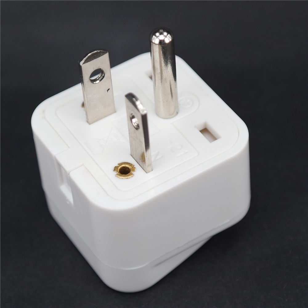 T-type electric power plug NEM - огляд і ціна Travel Accessories Canada
