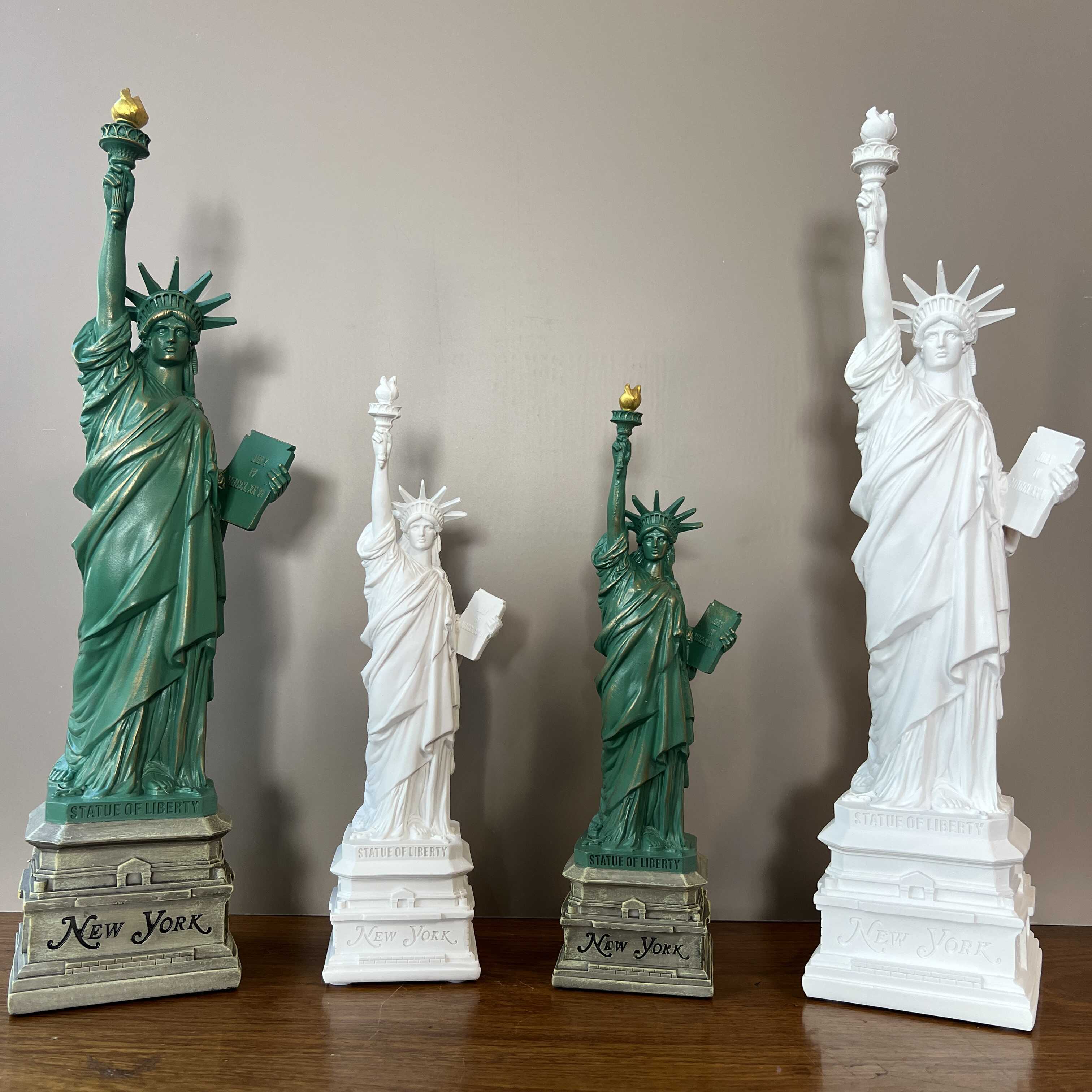 YuryFvna Statue of Liberty Mod - огляд і ціна Travel Accessories New York