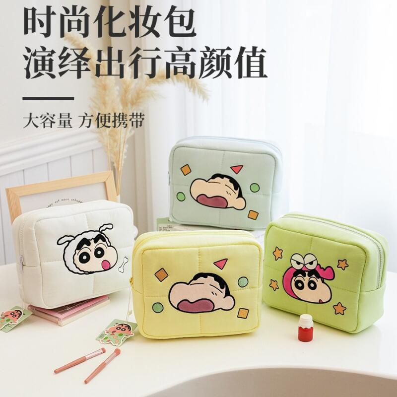 Crayon Shin-Chan Puffy Cosmeti - огляд і ціна Travel Accessories For Japan Trip